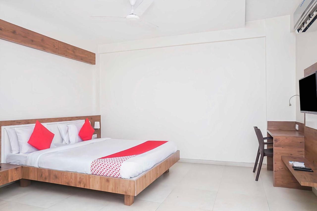Collection O Sanskruti Resort Ширди Экстерьер фото