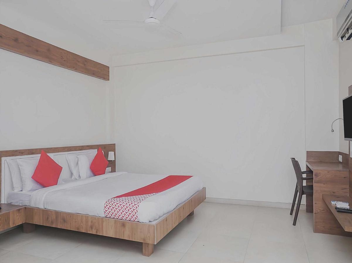 Collection O Sanskruti Resort Ширди Экстерьер фото